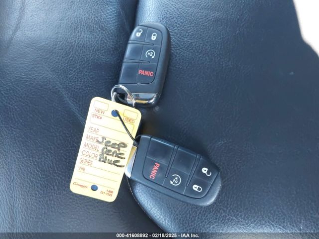 2020 JEEP RENEGADE ZACNJBB19LPM04933 Photo 10