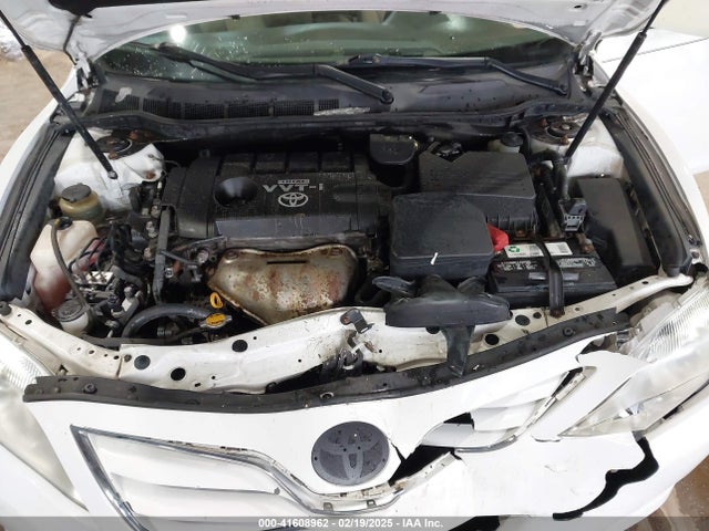 2010 Toyota Camry Le მანქანა იყიდება აუქციონზე, vin: 4T4BF3EK5AR024938, აუქციონის ნომერი: 41608962