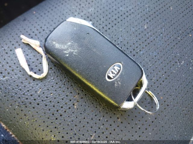3KPF54AD8KE117985 KIA FORTE EX