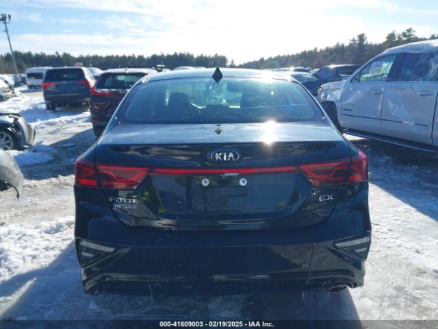 3KPF54AD8KE117985 KIA FORTE EX