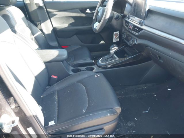 3KPF54AD8KE117985 KIA FORTE EX