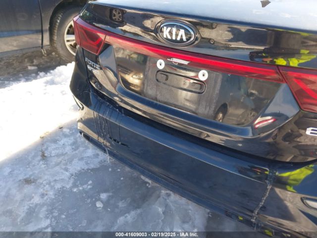 3KPF54AD8KE117985 KIA FORTE EX