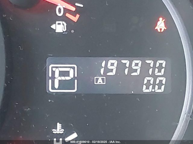 JN8AE2KP0F9127285 Nissan Quest Platinum/s/sl/sv