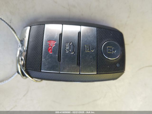 5XYPHDA5XJG427027 KIA Sorento 3.3l Ex