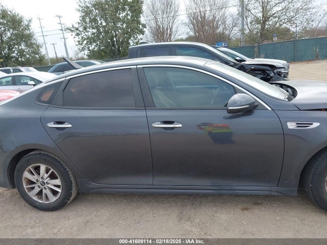 KIA Optima Lx 2017 5XXGT4L3XHG150212 Image 13