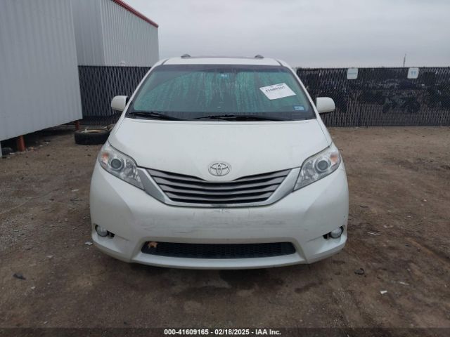5TDYK3DC2GS726677 Toyota Sienna Xle Premium 8 Passenger