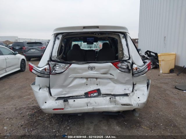 5TDYK3DC2GS726677 Toyota Sienna Xle Premium 8 Passenger