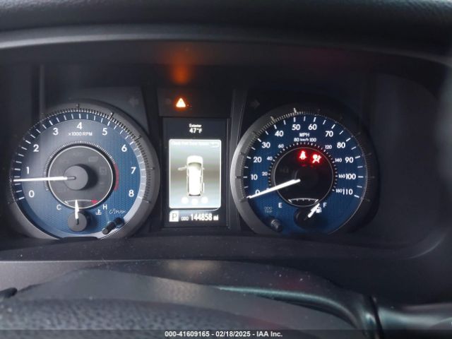 5TDYK3DC2GS726677 Toyota Sienna Xle Premium 8 Passenger