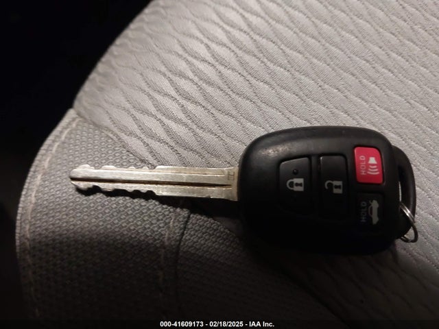 Toyota COROLLA LE 2014 5YFBURHE9EP076539 Image 11