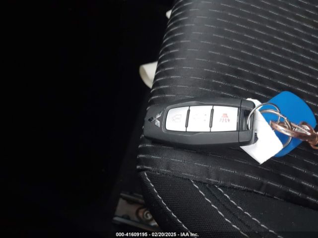 2024 MITSUBISHI OUTLANDER JA4J4UA83RZ052312 Photo 10