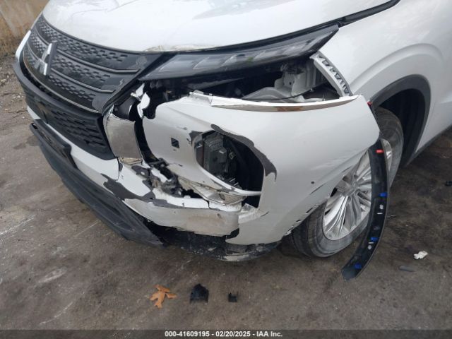 2024 MITSUBISHI OUTLANDER JA4J4UA83RZ052312 Photo 5