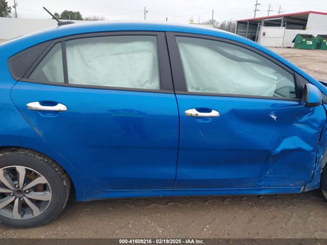 3KPA24AD9PE517404 KIA RIO S