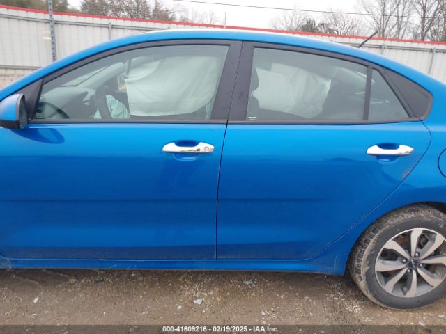 3KPA24AD9PE517404 KIA RIO S