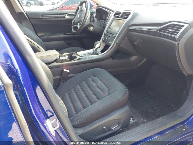 3FA6P0H74GR211287 Ford FUSION SE