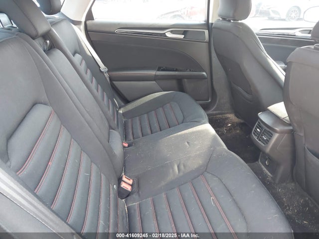 3FA6P0H74GR211287 Ford FUSION SE