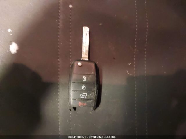 5XYPG4A36KG498664 KIA Sorento 2.4l L