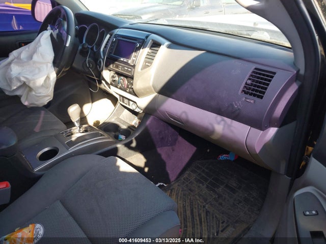 Toyota Tacoma Double Cab 2014 3TMLU4EN7EM149250 Image 5