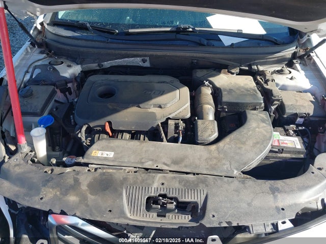 5NPE24AF9HH585587 Hyundai Sonata
