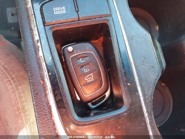 5NPE24AF9HH585587 Hyundai Sonata