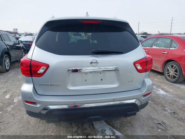 5N1DR2MMXKC637720 Nissan Pathfinder Sv