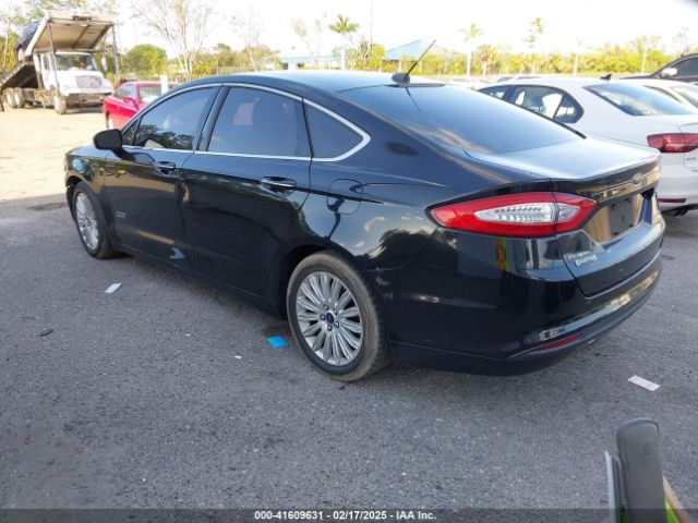 3FA6P0PU2GR295679 Ford Fusion Energi Se Luxury