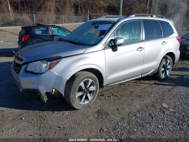 Subaru Forester 2.5i Premium 2018 JF2SJAGC5JH601260 Image 2