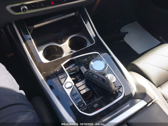 5UX23EM03R9S44014 BMW X7 Xdrive40i