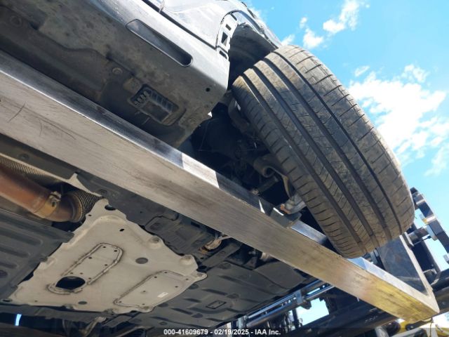 5UX23EM03R9S44014 BMW X7 Xdrive40i