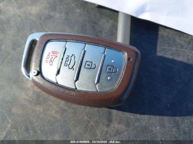 KMHD84LFXHU247060 Hyundai Elantra Value Edition