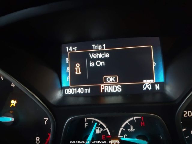 1FMCU0HD3JUA08544 Ford ESCAPE SEL