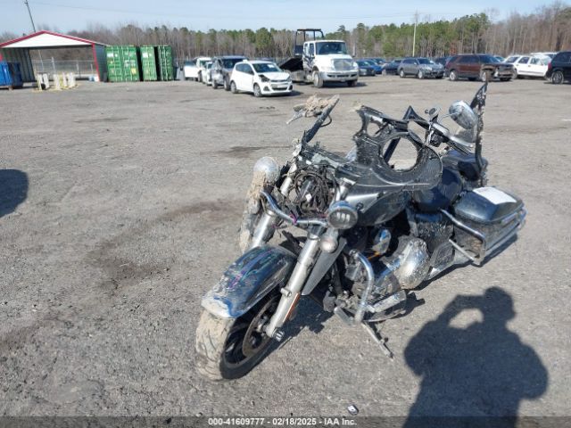 2015 HARLEY-DAVIDSON FLHR 1HD1FBM18FB607101 Photo 1