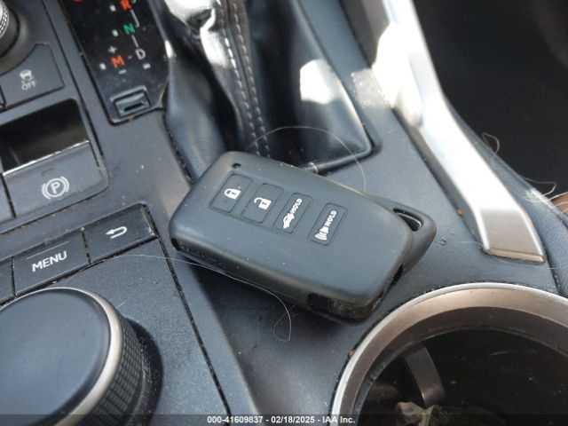 JTJYARBZ9G2036927 Lexus NX 200T