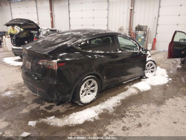 7SAYGDEEXRF085795 Tesla Model Y Long Range Dual Motor All-wheel Drive