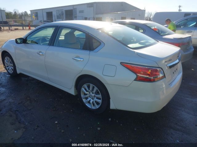 2015 NISSAN ALTIMA 1N4AL3AP9FC279096 Photo 2