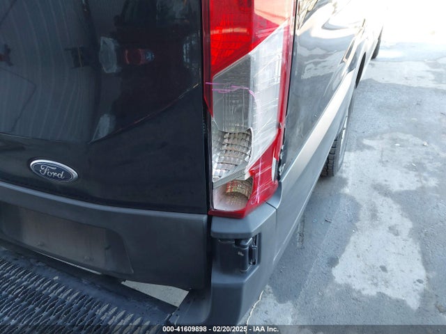 Ford Transit-250 Cargo Van 2023 1FTBR3XG2PKA27332 Image 19