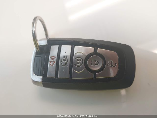 2022 FORD MUSTANG 1FA6P8CF2N5121567 Photo 10