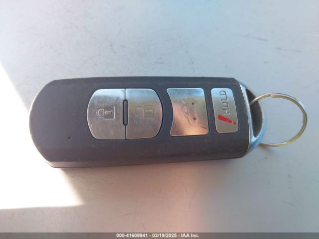 3MYDLBYV3HY170375 Toyota YARIS IA