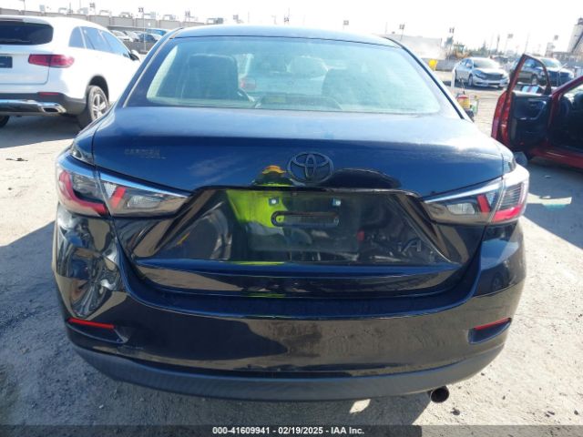 3MYDLBYV3HY170375 Toyota YARIS IA