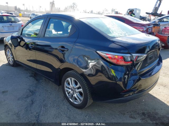 3MYDLBYV3HY170375 Toyota YARIS IA