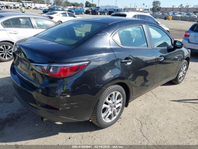 3MYDLBYV3HY170375 Toyota YARIS IA