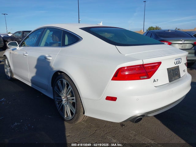 2012 AUDI A7 WAU2GAFC4CN173116 Photo 2