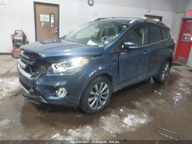 1FMCU9J90JUC80074 Ford Escape Titanium