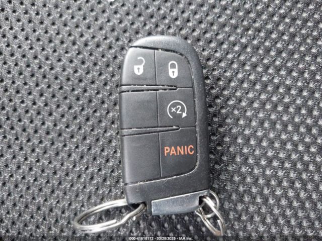 3C4NJDDB2JT211775 Jeep Compass Trailhawk 4x4
