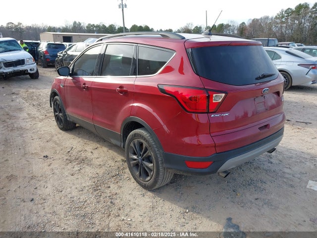 1FMCU9HD7KUA48938 Ford ESCAPE SEL