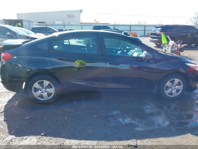 1G1BC5SM7J7167146 Chevrolet Cruze Ls Auto