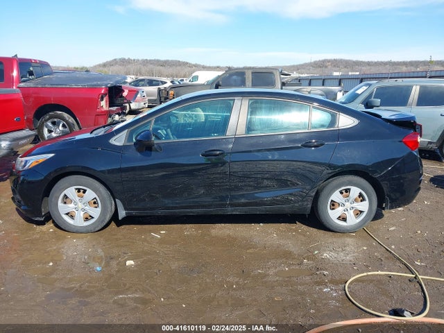 1G1BC5SM7J7167146 Chevrolet Cruze Ls Auto