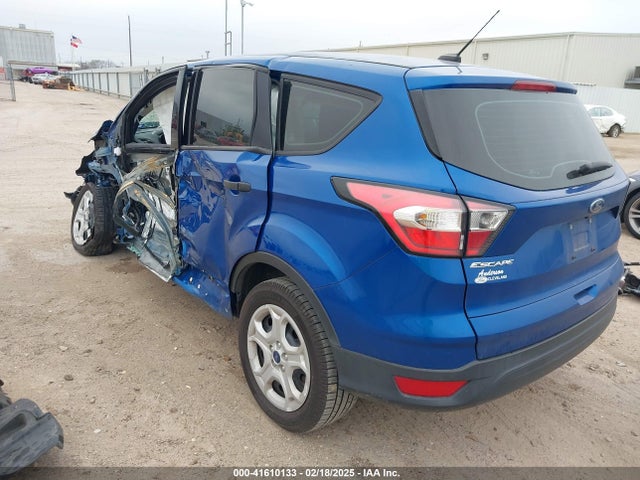 Ford ESCAPE S 2018 1FMCU0F76JUD43486 Image 3