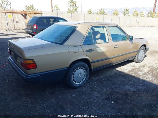 1986 MERCEDES-BENZ 300 WDBEA30D5GA213584 Photo 3