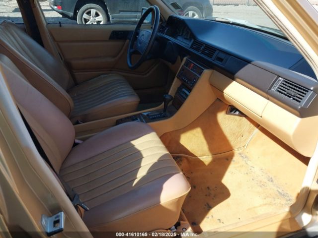 1986 MERCEDES-BENZ 300 WDBEA30D5GA213584 Photo 4