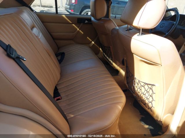 1986 MERCEDES-BENZ 300 WDBEA30D5GA213584 Photo 7
